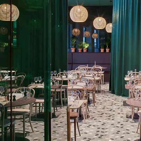 زاندير كيه فندق