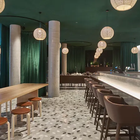 Hotel Zander K